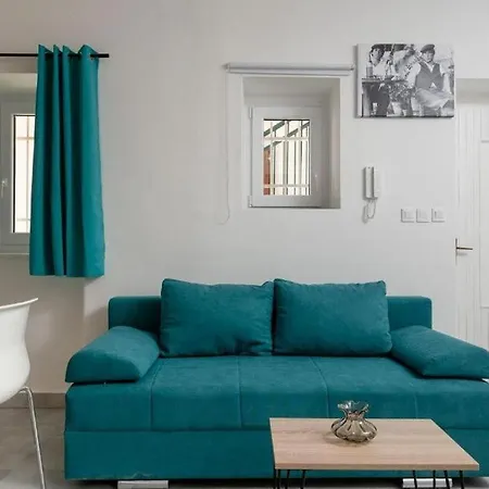 Old Place Appartement *