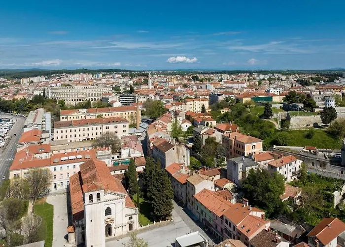 Old Place Apartament Pula