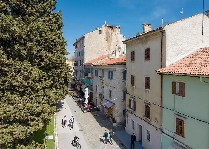 Old Place Apartament